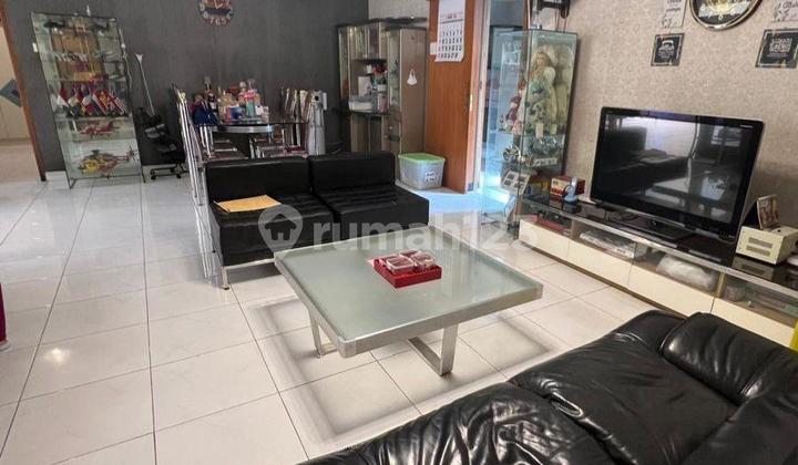 Jual Rumah Singgasana Langka