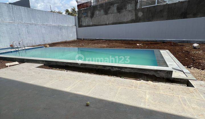 Jual Rumah Baru Swim Pool Setiabudi Regency 2