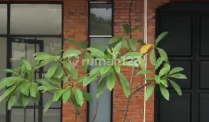 Dijual / Disewakan 2 Gudang Terawat di Gunung Sindur Bogor Dijual / Disewakan 2 Gudang Terawat di Gunung Sindur Bogor