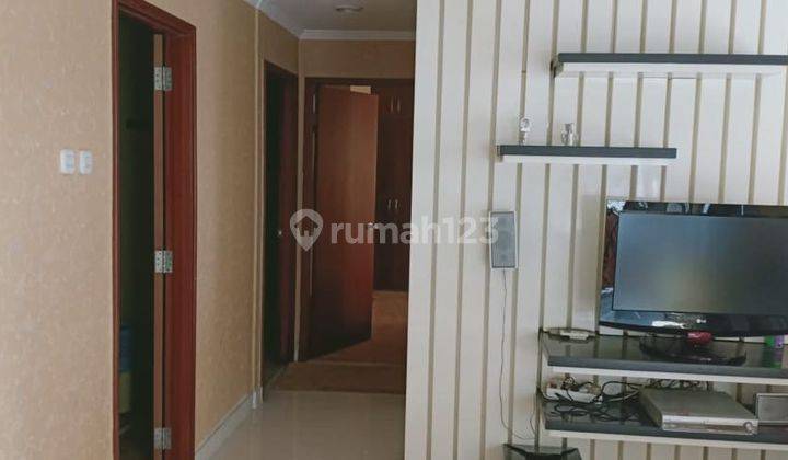 Apartement Sudirman Park 4 BR Furnished Bagus 2