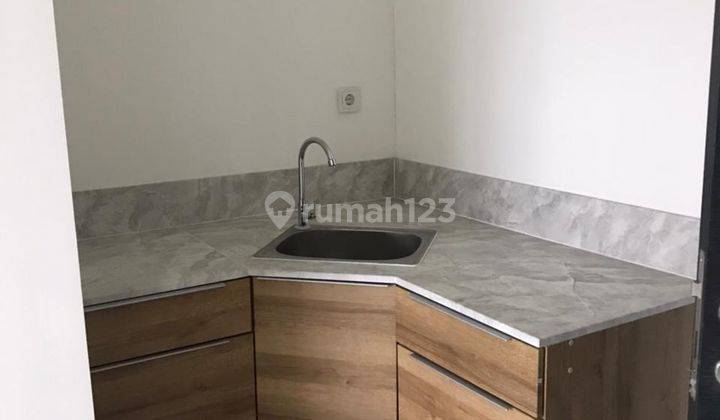 Apartement Collins Boulevard 2 BR Unfurnished Bagus 2