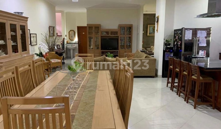 For Sale: Ready-to-Occupy, Semi-Furnished House in Vila Melati 2