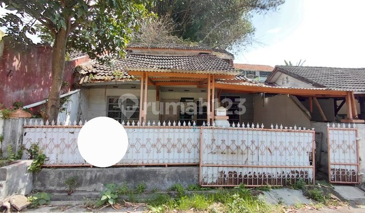 For Sale: Mother's House in Bukit Cipageran Complex, Spacious and Affordable, Priced at 550 Million 2