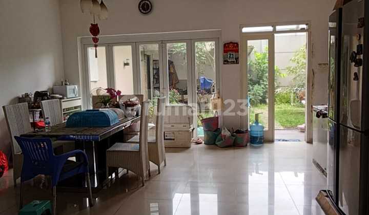 For Sale: Comfortable and Well-Maintained 2-Story Residential House in a Very Strategic Location in Cijerah, Bandung. 2