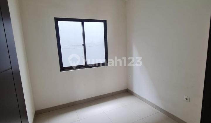 For Sale Comfortable House Ready to Occupy Located in Summarecon Cluster Cynthia Bandung 2