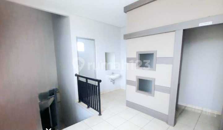 For Sale: 3-Story Shophouse Ready to Use, Comfortable Location at Msquare Bandung. For Sale: 3-Story Shophouse Ready to Use, Comfortable Location at Msquare Bandung.