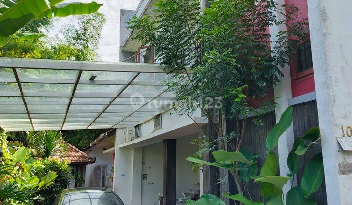 Disewakan Rumah Untuk Tinggal Atau Kantor Semi Furnish Lokasi di Cikutra Bandung 1