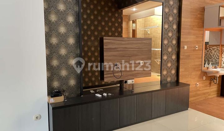 For Sale Comfortable Well-Maintained Ready-to-Occupy House Located in Taman Kopo Indah 5 Bandung 2