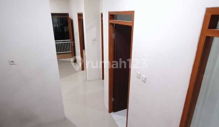 Dijual Rumah Nyaman dan Terawat Siap Huni Lokasi di Kota Bali Residence Bandung 2