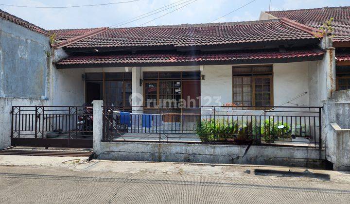 Dijual Rumah Nyaman Terawat Siap Huni Lokasi Strategis di Taman Kopo Indah 2 Bandung 1