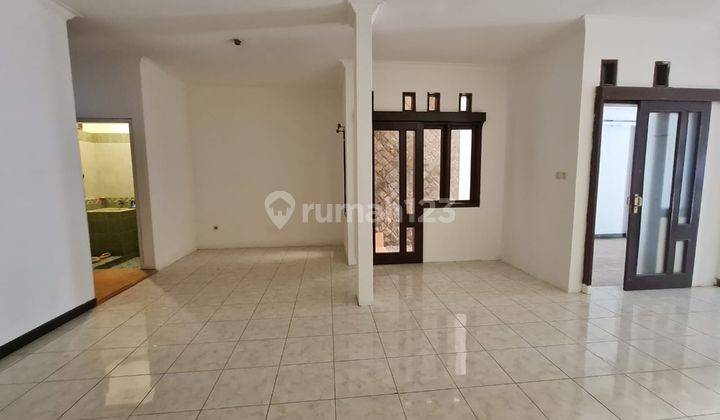 Disewakan Rumah 2 Lantai Nyaman Siap Huni Di Suryalaya Bandung 3