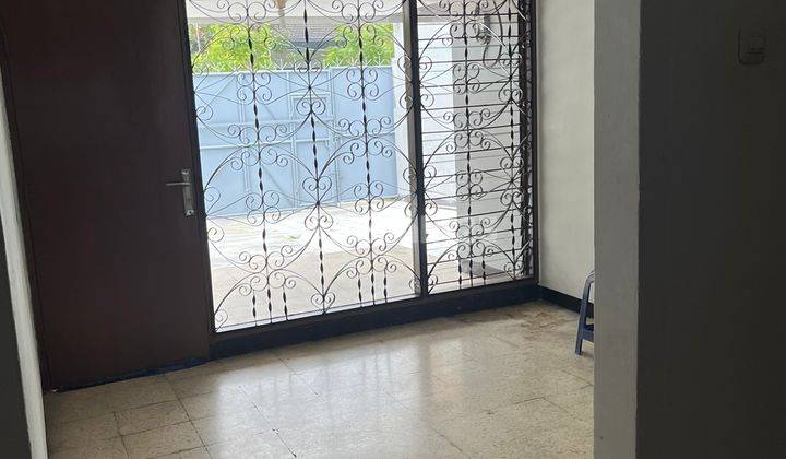 Disewakan Rumah Dan Gudang Di Sumber Sari Dekat Akses Tol 4