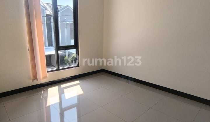 Disewakan Rumah Siap Huni Minimalis Lokasi strategis di Taman Kopo Indah 5 Cluster Gardenville Bandung 2