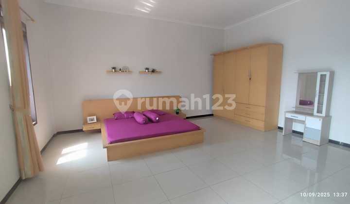 Dijual Rumah 2 Lantai Semi Furnished Siap Huni Minimalis Lokasi di Cluster Favorit Mekar Wangi Bandung 2