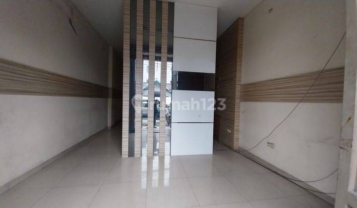 Disewa Ruko 3 Lantai Siap Operasi Lokasi Strategis di Mainroad Sayap Naripan Bandung 1