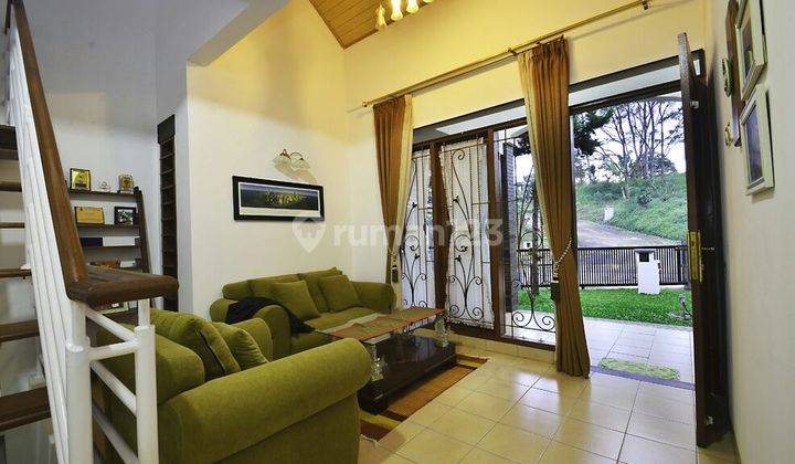 Di Sewakan Villa Full Furnish di Dago Pakar Bandung  1