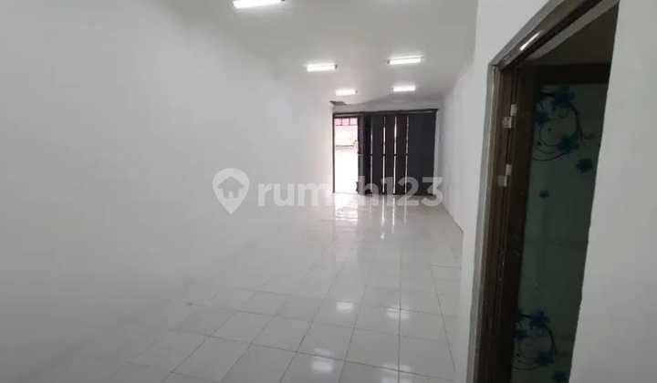 Disewakan Ruko Siap Pakai Nyaman Lokasi Strategis di Mainroad Kopo Dekat Miko Mall Bandung