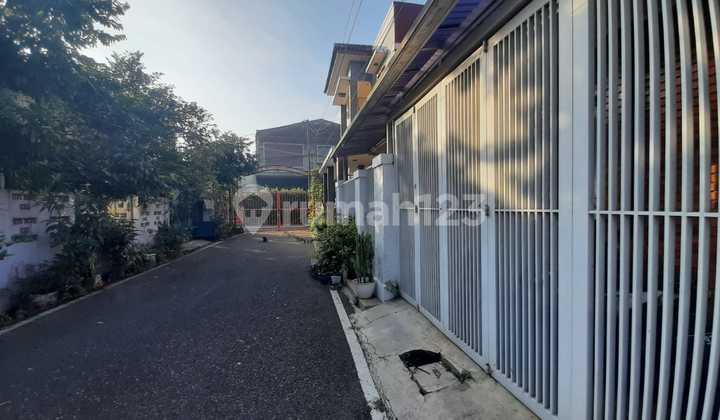 Dijual Rumah Minimalis Nyaman Siap Huni Lokasi di Cisaranten Endah Arcamanik Bandung 2