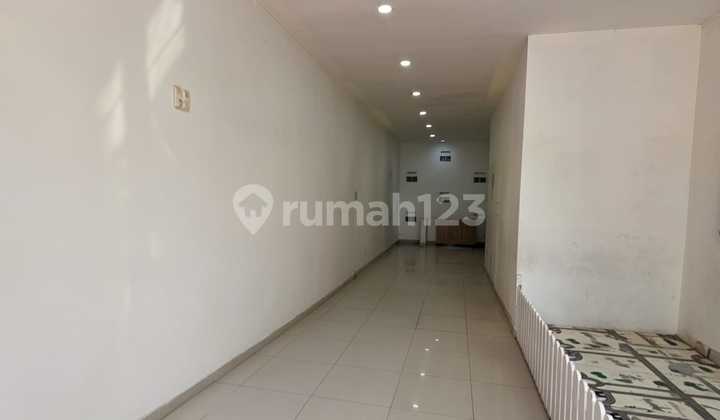 Dijual Ruko 2,5 Lantai Siap Pakai Lokasi di Mainroad Kopo Bandung