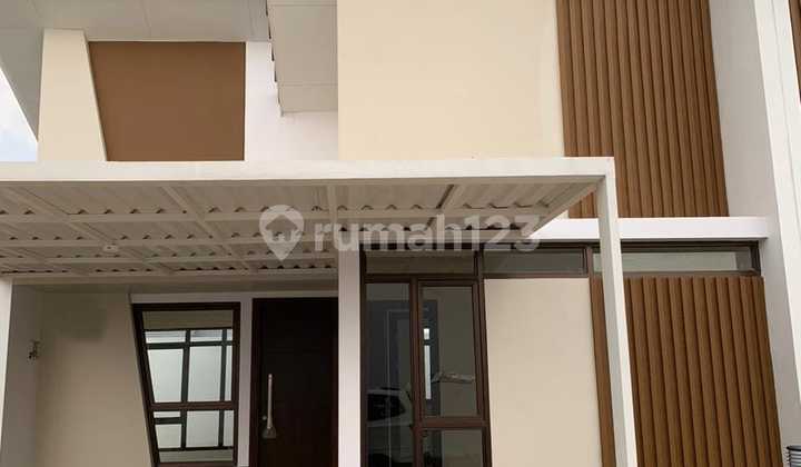 For Sale Quickly Corner House Below Market Price Ready to Live In Location at Podomoro Park Cluster Padmagriya Bandung For Sale Quickly Corner House Below Market Price Ready to Live In Location at Podomoro Park Cluster Padmagriya Bandung