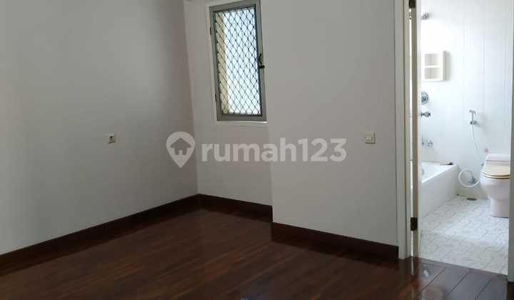 Dijual Rumah 2 Lantai Siap Huni SEmi Furnish Lokasi di Mekar Wangi Bandung 2