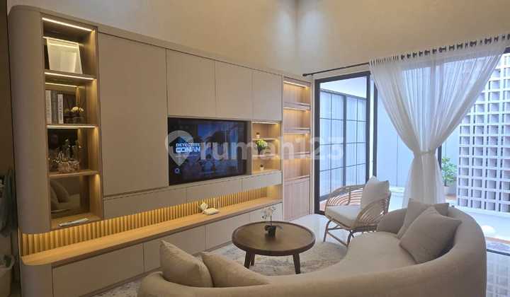 For Sale New Lux Ready-to-Occupy House Location in Kota Baru Parahyangan Tatar Jingganagara Bandung For Sale New Lux Ready-to-Occupy House Location in Kota Baru Parahyangan Tatar Jingganagara Bandung