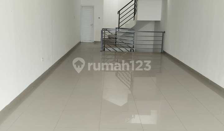 Dijual Ruko Baru Siap Pakai Cocok untuk Usaha Lokasi di Mainroad Holis Bandung