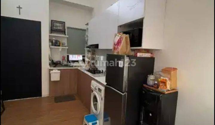 Dijual Rumah Tinggal Baru Renov Semi Furnished Siap Huni Lokasi di Kota Baru Parahyangan Bandung 2