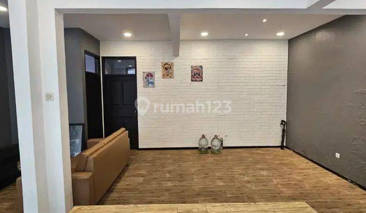 Dijual Rumah Terawat Nyaman Siap Huni Lokasi di Babakan Jeruk Pasteur Bandung 2