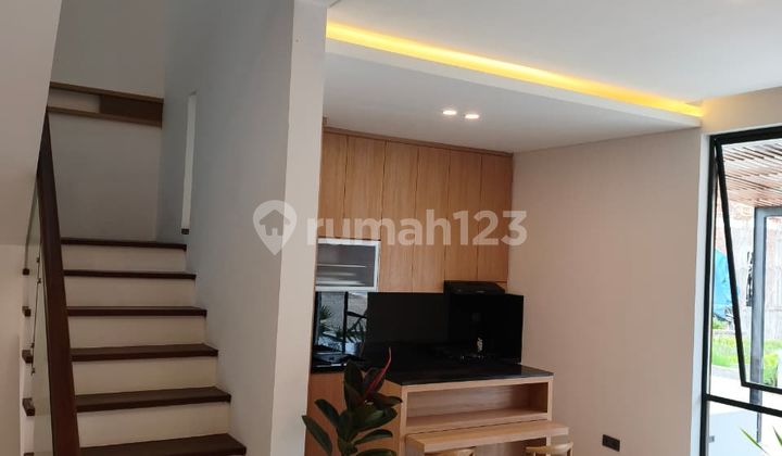 For Sale New 3-Story Ready-to-Occupy Modern Minimalist House Located in Setra Duta Riverside Complex, Bandung 2