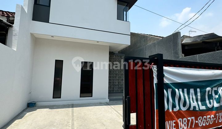 Dijual Rumah Baru 100% Siap Huni Modern Minimalis Lokasi di Taman Kopo Indah 2 Bandung