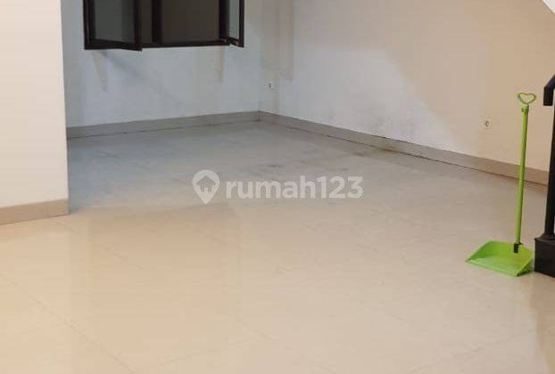 Dijual Rumah Baru 2,5 Lantai Nyaman Siap Huni Lokasi di Jl H Aksan Sayap Moh Toha Bandung 1