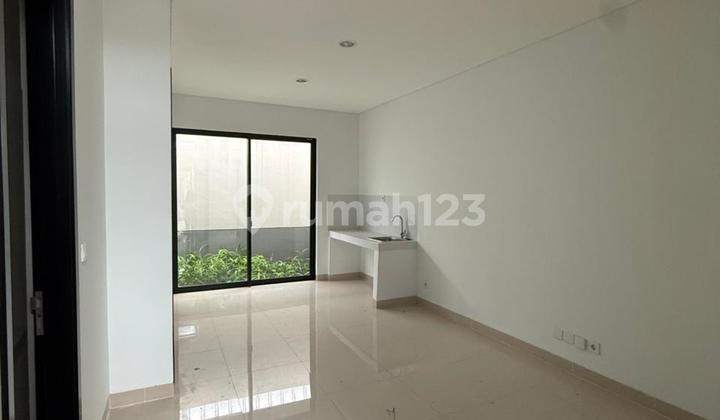 Disewakan Rumah Baru Siap Huni Minimalis Lokasi di Podomoro Park Cluster Padmagriya Bandung 2