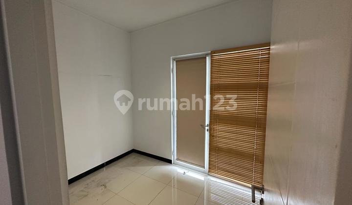 Dijual Rumah Siap Huni Nyaman Terawat Lokasi di Taman Kopo Indah 5 Cluster Sherwood Bandung