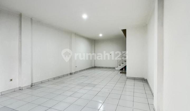 Dijual Cepat Ruko 2,5 Lantai Sudah Renovasi Siap Pakai Lokasi di ITC Kosambi Bandung