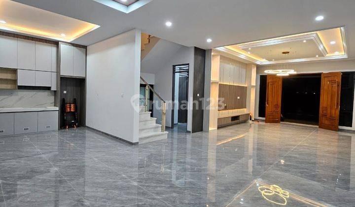 Segera Di BANGUN Rumah 2 Lantai Siap Huni BEVERLY PARK 2