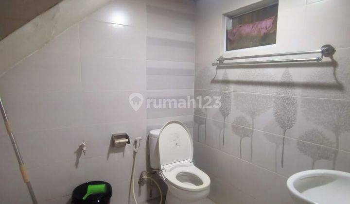 Rumah 2 lantai Full Renovasi Baloi Graha 2 4