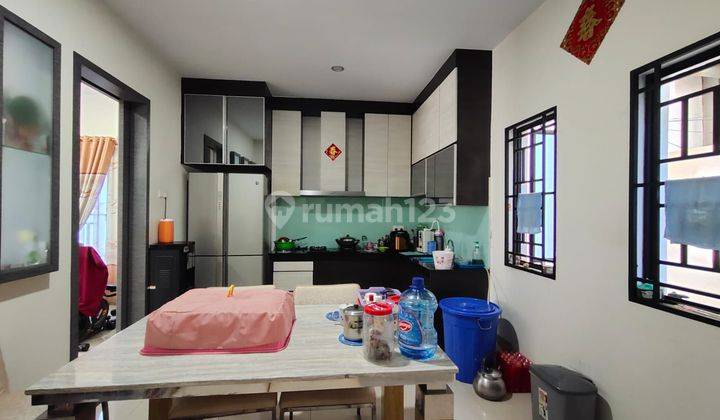 Rumah Cantik Hook Tengah 2,5 Lantai VICTORY RESIDENCE (Hadap Selatan) Batam Centre 2