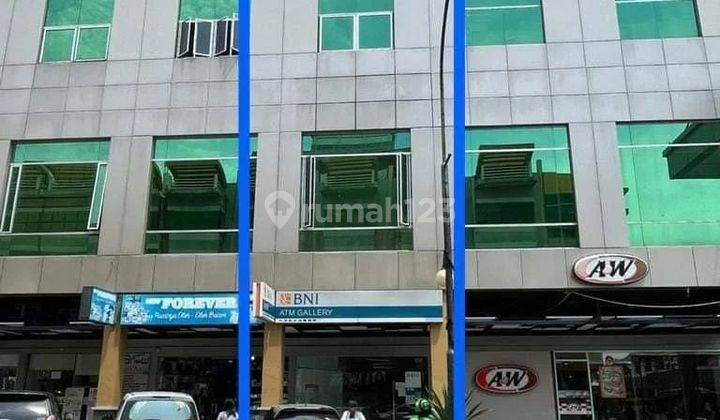 
RUKO NAGOYA HILL 4,5Lantai (2 muka) dekat Pintu Utama 1