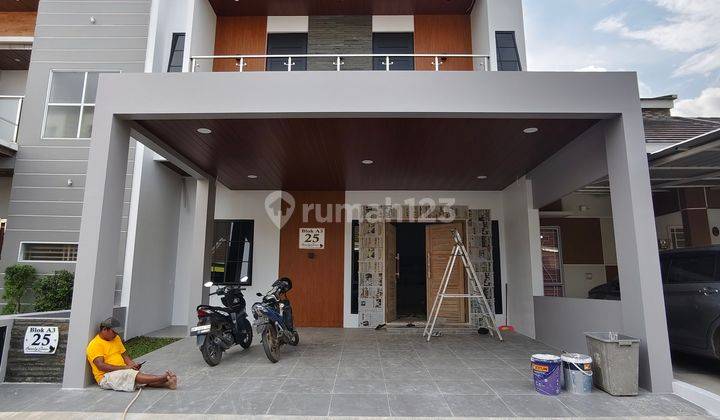 1 Unit Rumah 3 Lantai ( Tahap Pembangunan ) Beverly Green Hadap Timur Batam Center 2