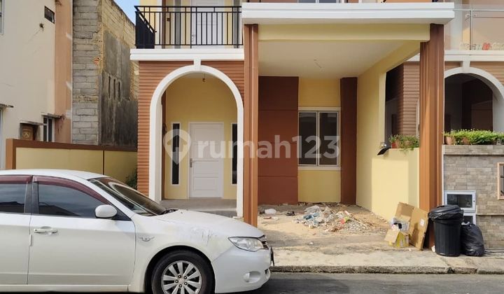 Two-Story Hook House Palazzo Garden - Batam Centre Two-Story Hook House Palazzo Garden - Batam Centre