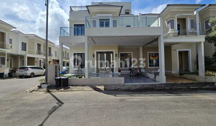 The Monde Signature Hook Batam The Monde Signature Hook Batam