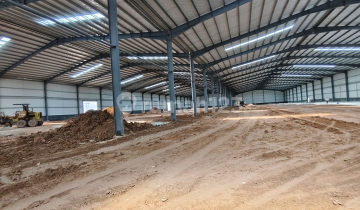 This Industrial Warehouse in Batam Has a Strategic Location in the Batam Centre Area, Close to the Industrial Zone