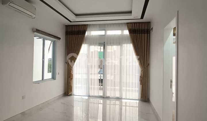 Rumah Siap Huni Di Beverly Green Batam 2