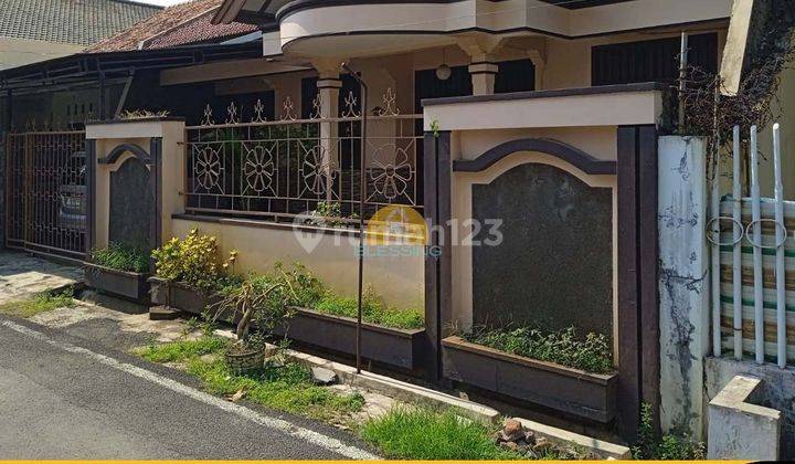 Rumah Siap Huni di Jalan Mangga Semarang Selatan 1