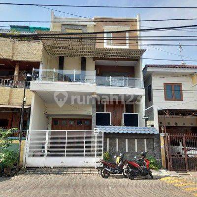 Rumah Cantik 3 Lantai Termurah di Citra Garden 2 Jakarta Barat 1