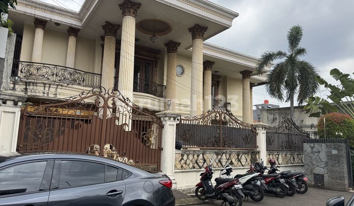 House on Rimba Street, Cipete, Kebayoran Baru, Auction Only, Cash Only, Cheap.