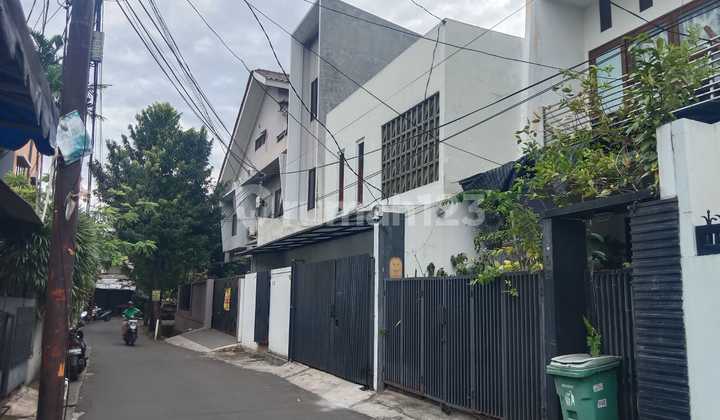 Rumah Jl. Praja Dalam G Kebayoran Lama Murah Cash Only 2