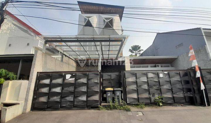 Rumah Minimalis Termurah Di Jl.Delta Sari Kebayoran Baru 1