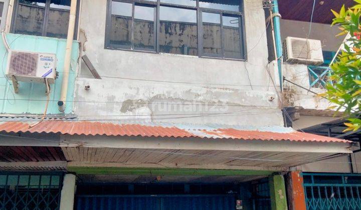 Ruko Jl. Wolter Monginsidi Dalam Pasar Mawar Pontianak 1